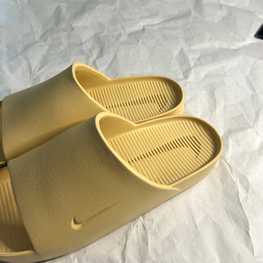 Nike Calm Slide Sesame FD4116-200‎ Mens Size M18 W19 Cream Tan Beige